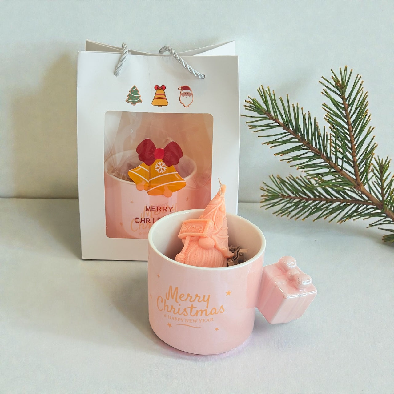 Χριστουγεννιάτικη κούπα με χειροποίητο κεράκι