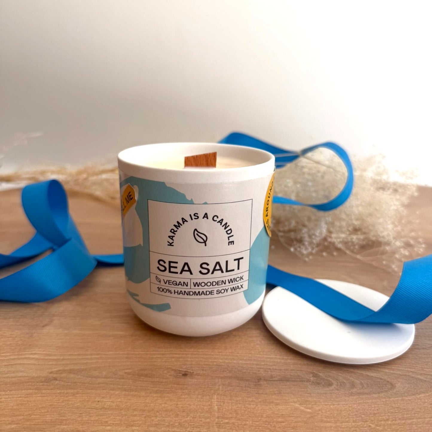 Handmade candle in ceramic container with lid - Sea Salt