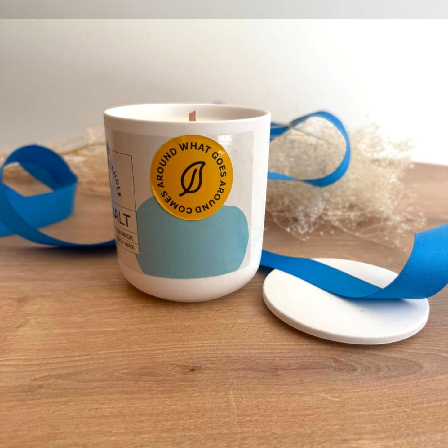 Handmade candle in ceramic container with lid - Sea Salt