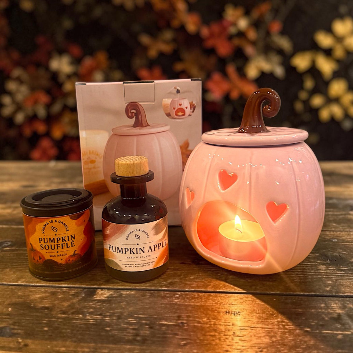 Pretty in Pumpkin | Pumpkin Coconut Wax Melts, Burner & Reed Diffuser Set
