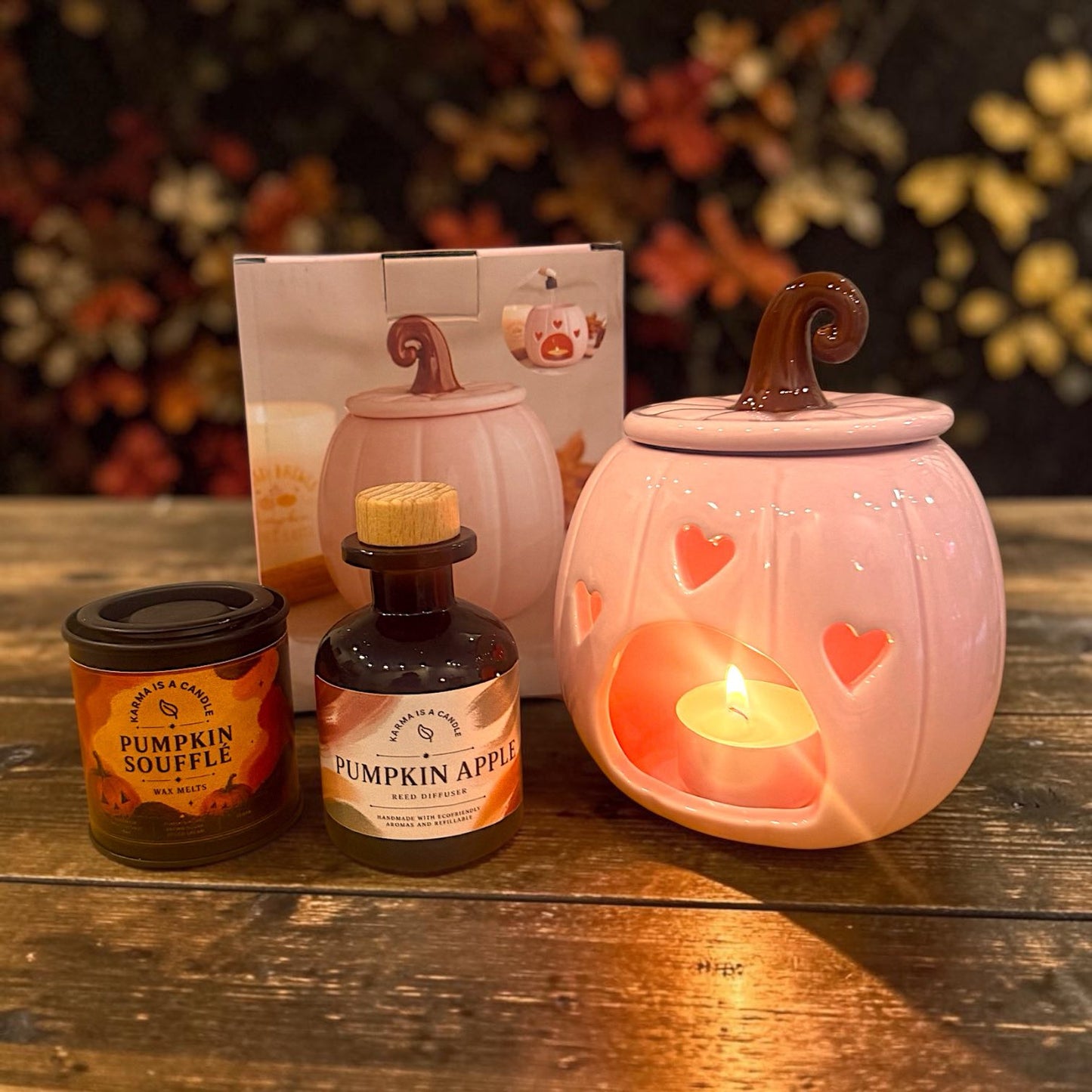 Pretty in Pumpkin | Pumpkin Coconut Wax Melts, Burner & Reed Diffuser Set