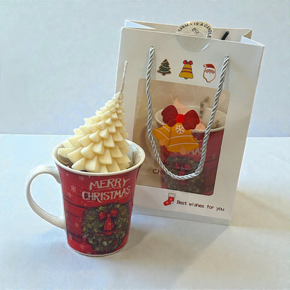 Χριστουγεννιάτικη κούπα με χριστουγεννιάτικο χειροποίητο κερί από vegan σόγια.