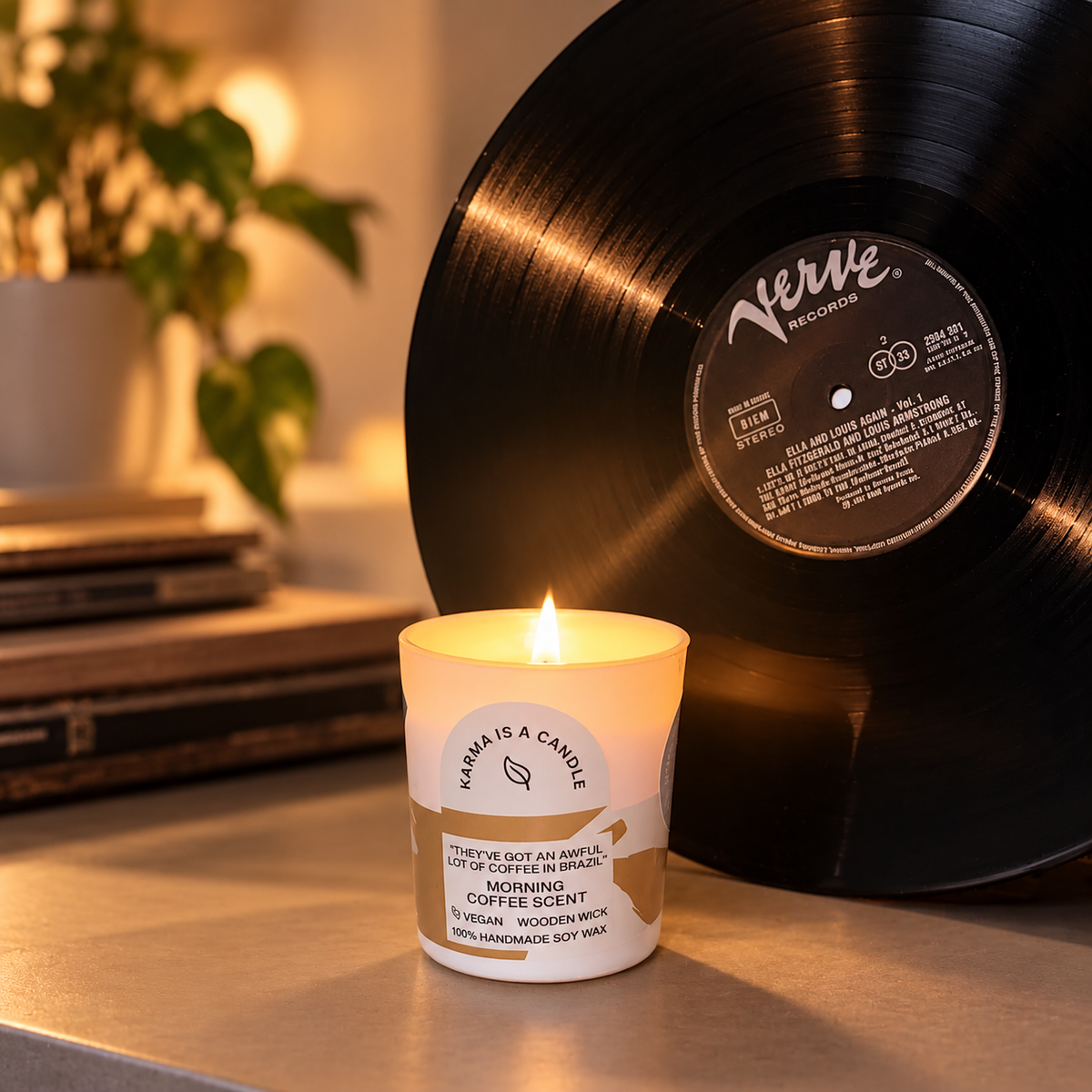 Handmade soy candle with coffee scent - Musical candle