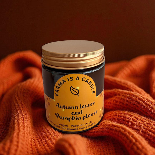 Autumn Candle- Autumn Leaves & Pumpkin Please !
