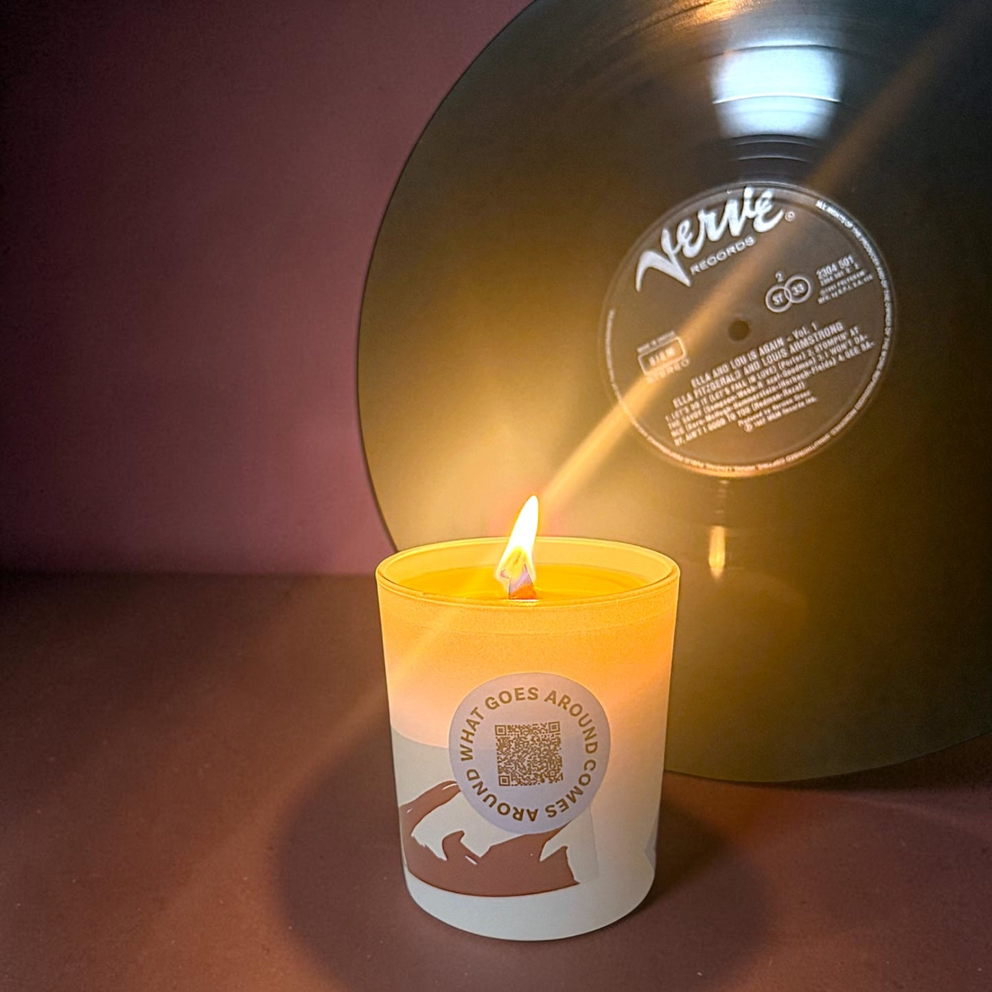 Handmade scented soy candle Library - Musical candle